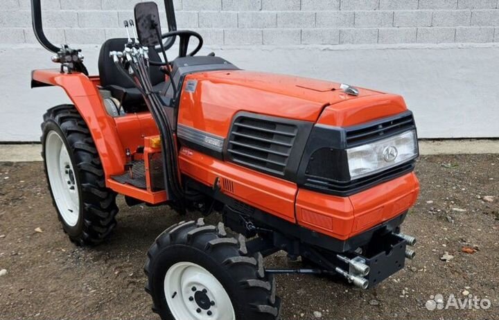 Мини-трактор Kubota GL200, 2007