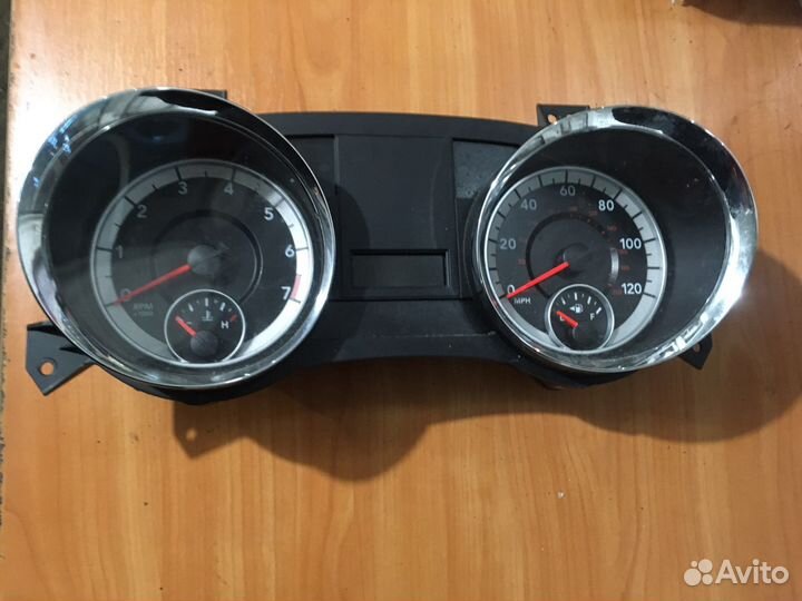 Приборная панель додж гранд караван 2011+