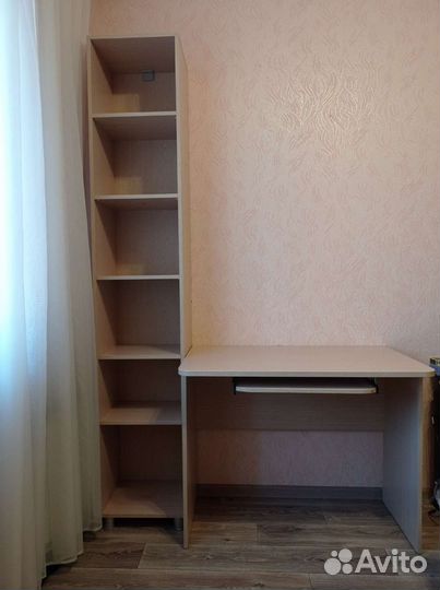 Письменный стол и пенал