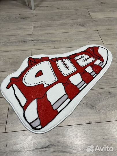 Supreme x Nike Air More Uptempo red