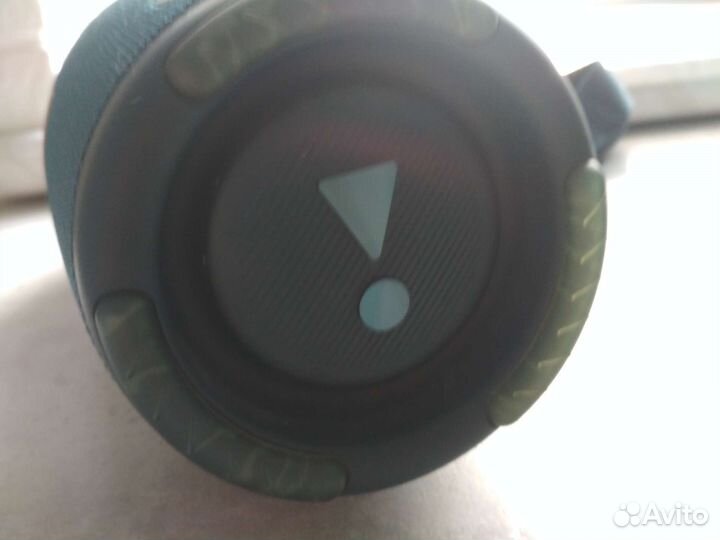 Колонка jbl
