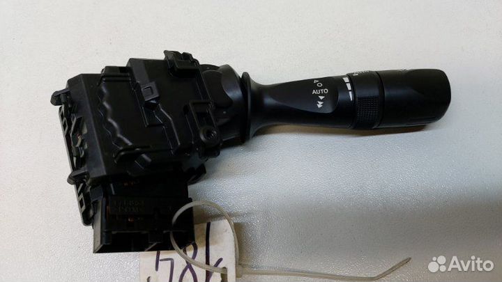 Переключатель стеклоочистителей Toyota Corolla