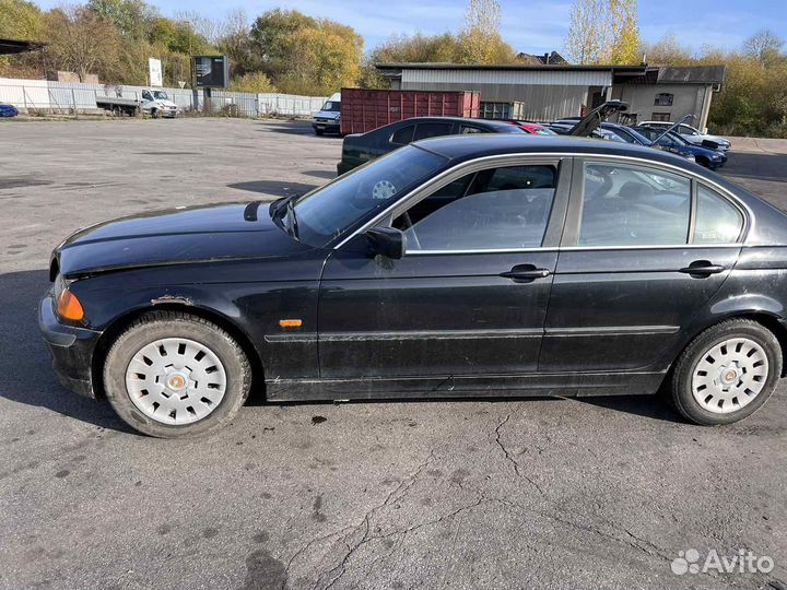 Подкрылок для BMW 3-Series (E46)