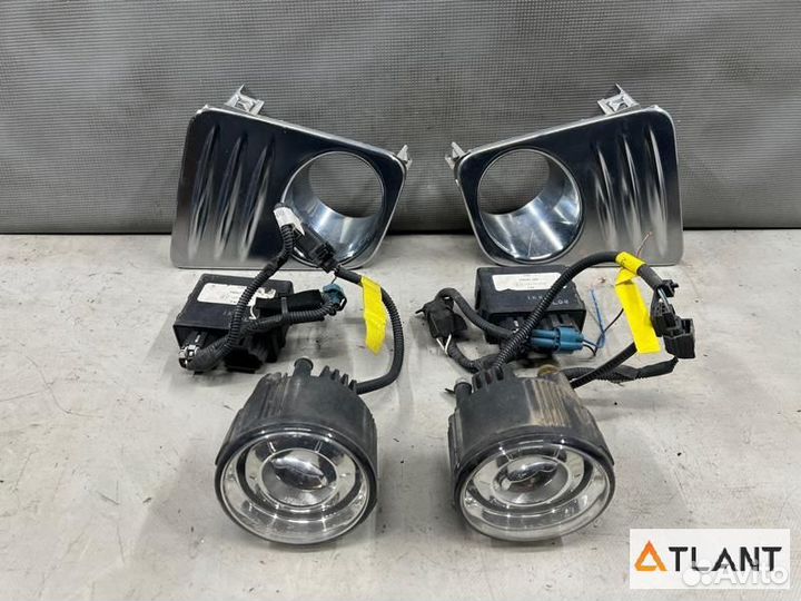 Туманка nissan serena