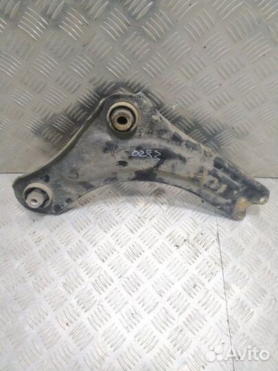 Рычаг подвески Renault Fluence 1 L30R K4M 838