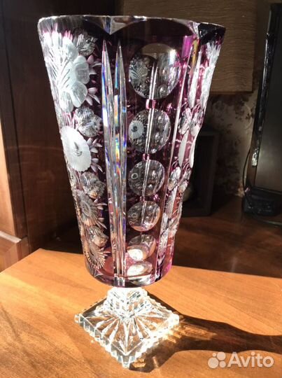 Хрустальная ваза