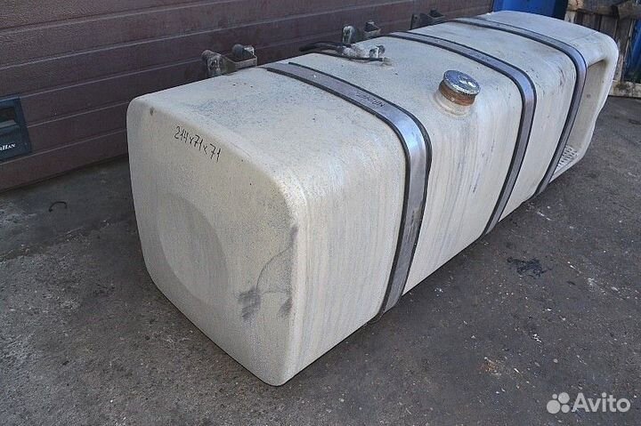 Топливный бак MAN TGA 18.440 (01.00)