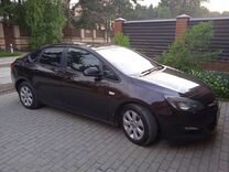 Opel Astra 1.6 AT, 2014, 230 000 км, с пробегом, цена 950 000 руб.