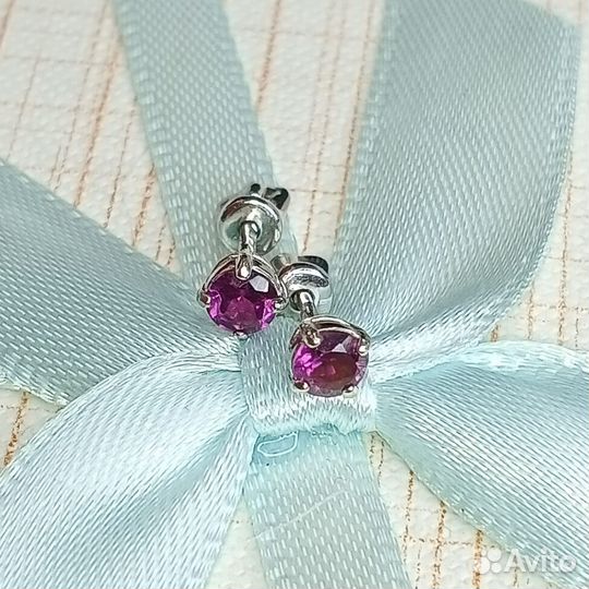 Серьги пусеты 585 с природными гранатами Родолит