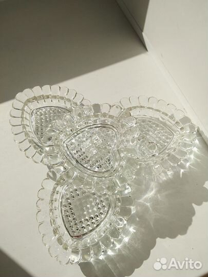 Вазочка для варенья (стекло) и хрустальные розетки