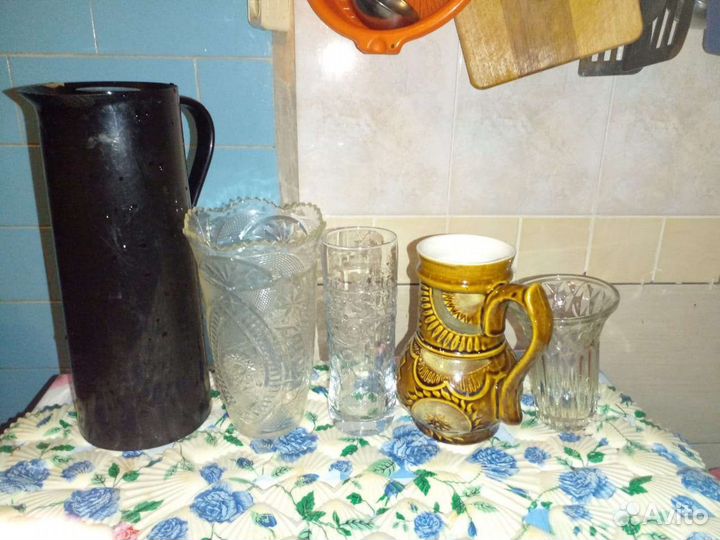 Термос и вазы для цветов