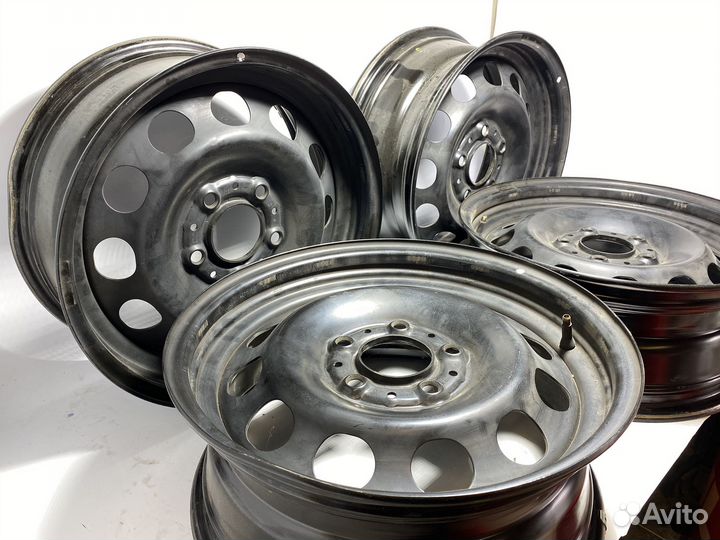 Комплект штампованных дисков R16 BMW E87