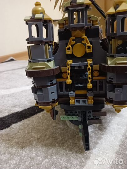 Lego пиратский корабль
