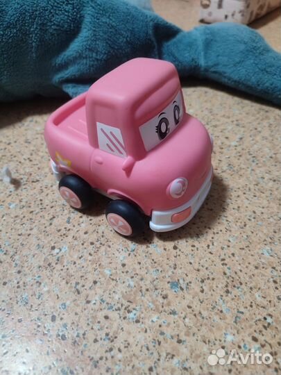 Машинка на пульте управления