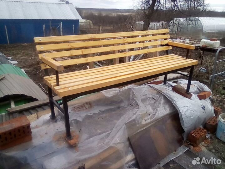 Скамейки, лавочки