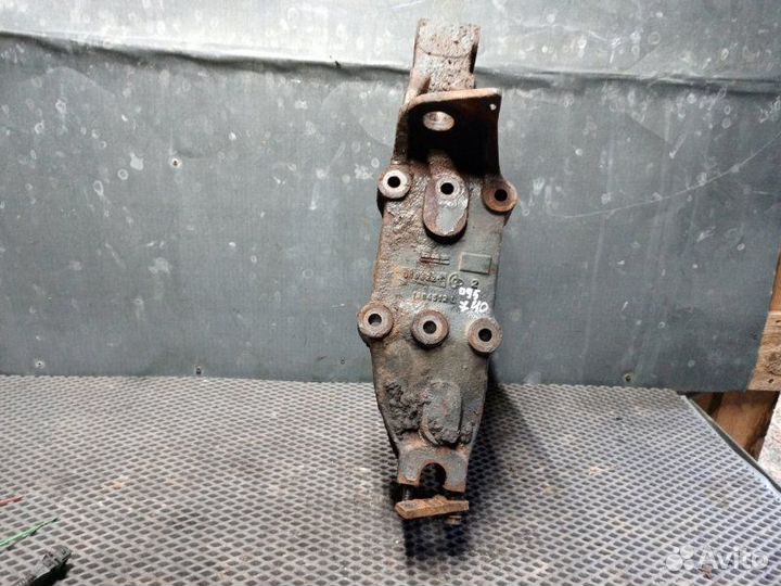 Кронштейн рессоры Daf Xf95