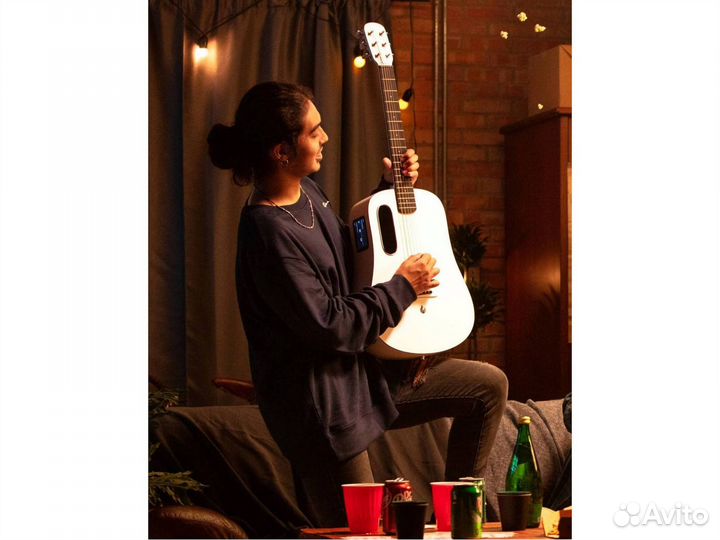 Blue Lava Touch White гитара
