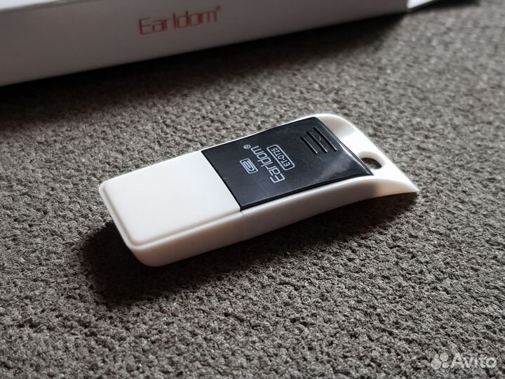 Карт-Ридер для Карт Памяти MicroSD (с колпачком)