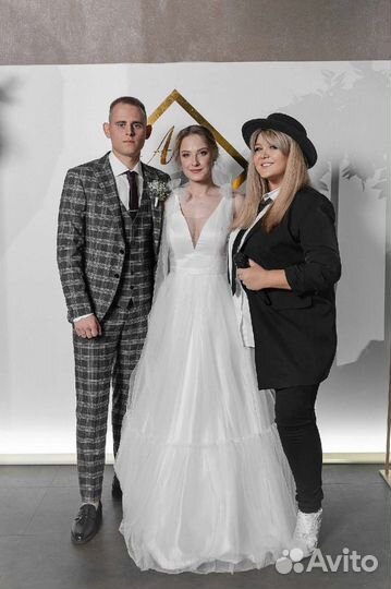 Ведущая на свадьбу. Музыкальное сопровождение. DJ