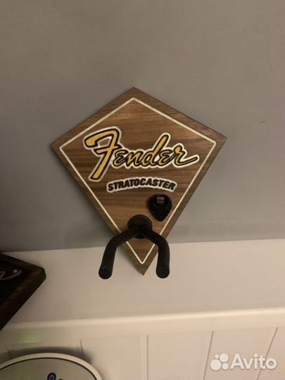 Держатель для гитары