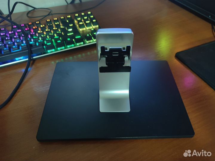 Монитор 24 дюйма