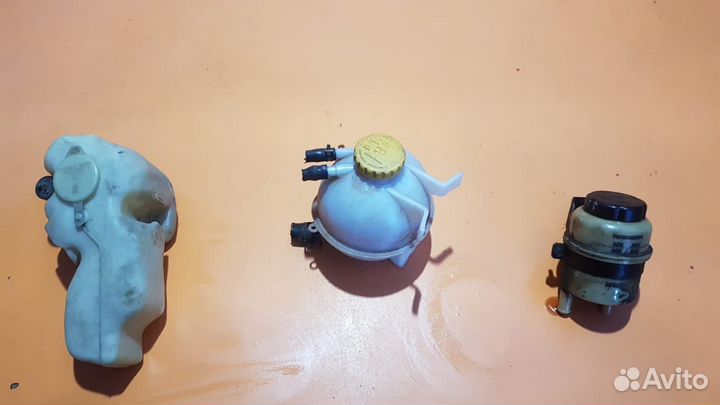 Бачок на Daewoo Espero