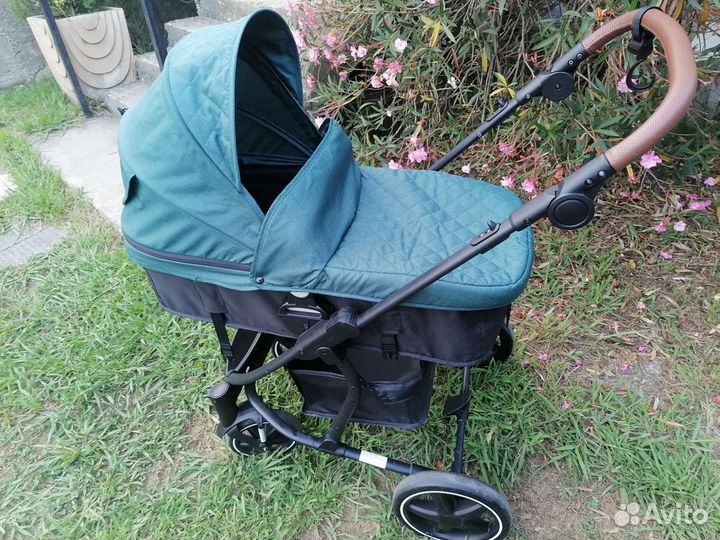Коляска прогулочная 2 в 1