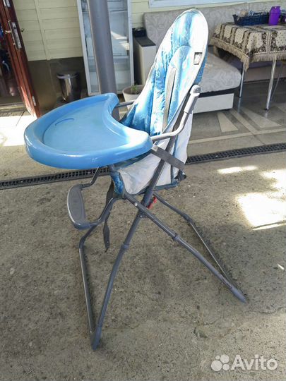 Детский стульчик для кормления