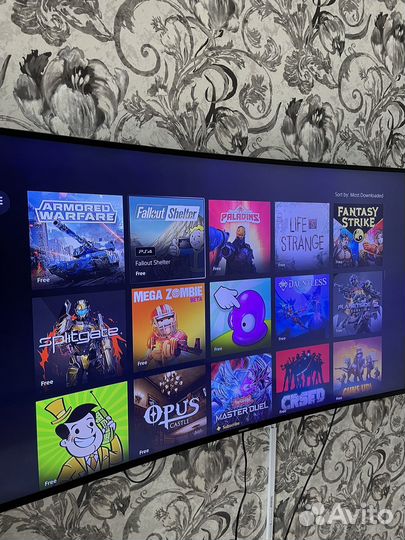 Sony PS4+100 игр UFC4 FIFA23