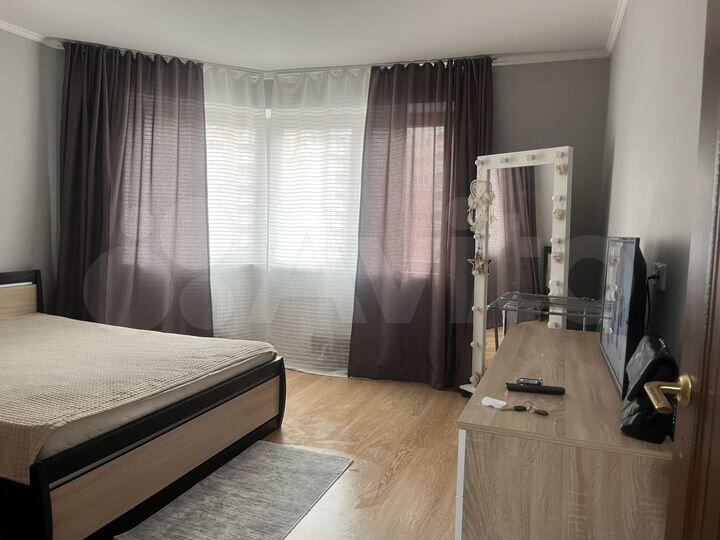 2-к. квартира, 37 м², 8/15 эт.