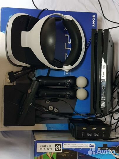 Sony PS4 pro + шлем SPS1 VR v.2
