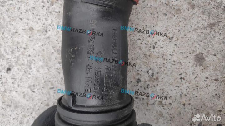 Патрубок интеркулера правый BMW 5 F07/F10/F11 2012