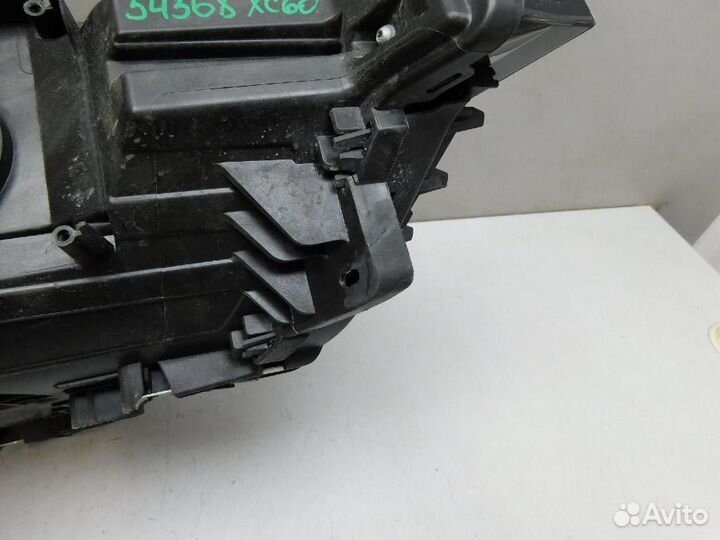 Фара левая Volvo XC60