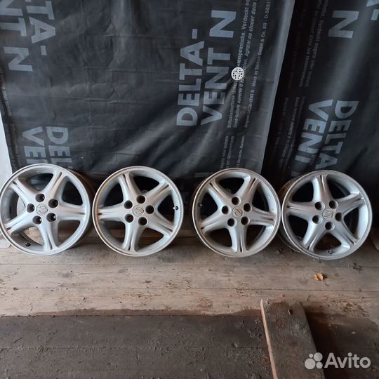 Литые диск на nissan