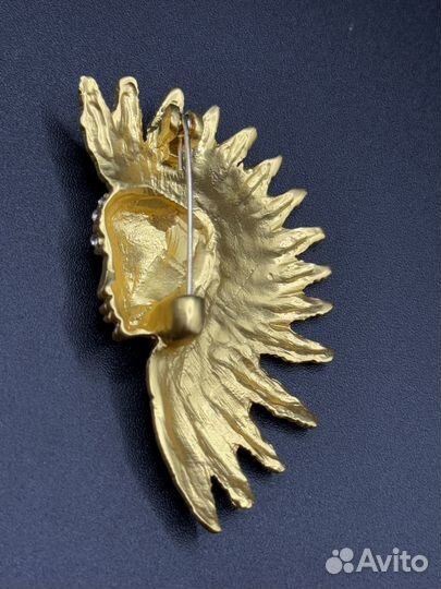 Брошь Индеец