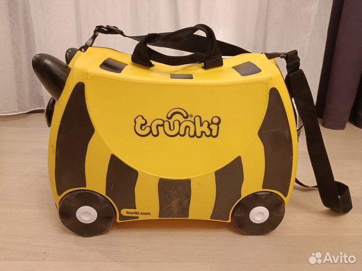 Детский чемодан Trunki пчела