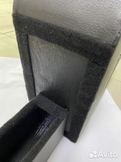 Подлокотник Рено симбл 06-12 год