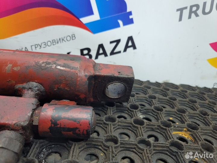 Цилиндр гидроборта Iveco EuroCargo