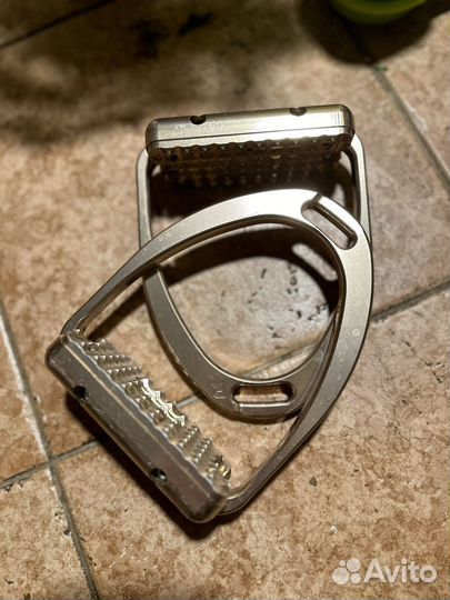 Стремена Tech Strirrups 12,5 Розовое золото