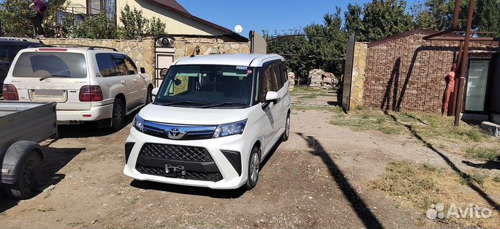 Toyota Roomy 1.0 CVT, 2022, 28 000 км