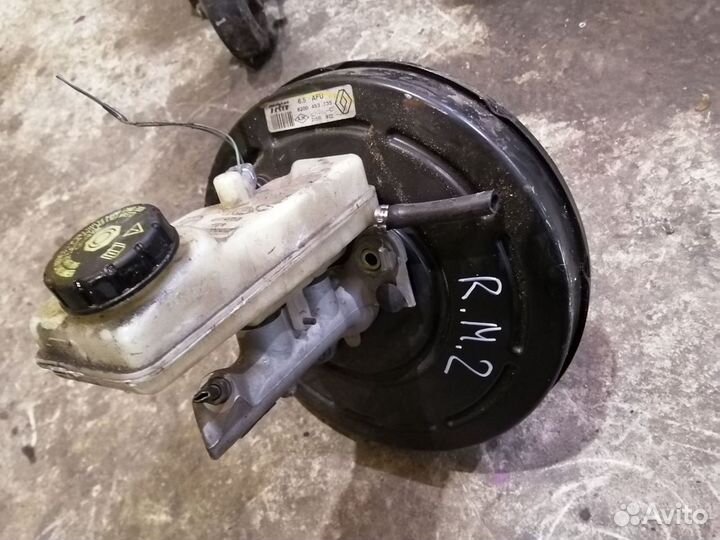 Вакуум Тормозов Рено меган 2 в сборе
