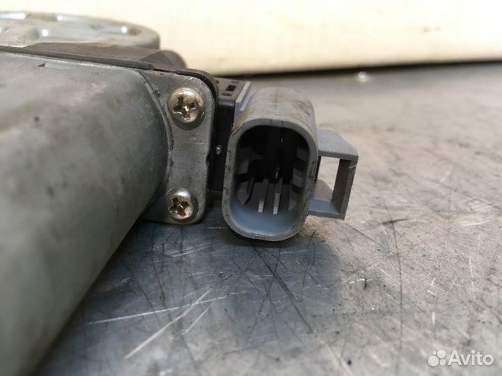 Моторчик стеклоподъемника передний левый Geely