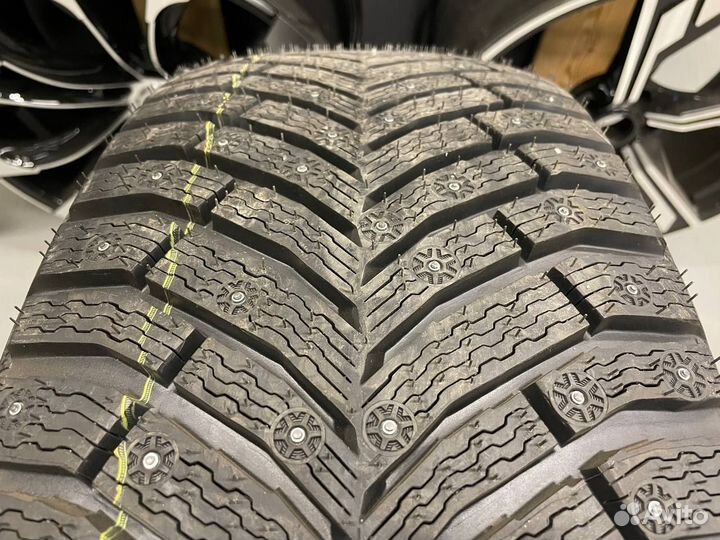 Michelin X-Ice North 4 255/35 R20 97H