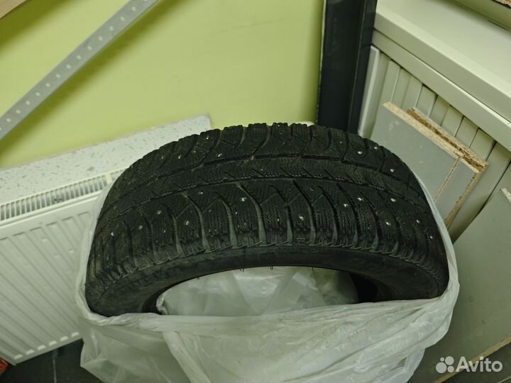 Bridgestone Ice Cruiser 7000S 185/60 R15