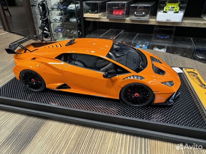 IV1840G2 IVY amborghini Huracan STO Orange 1:18