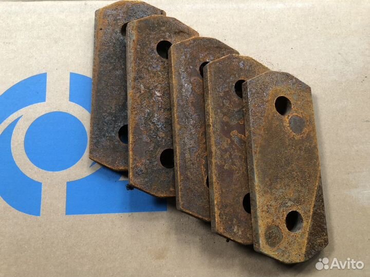 Серьга рессоры Ман 12/14 и лист рессоры