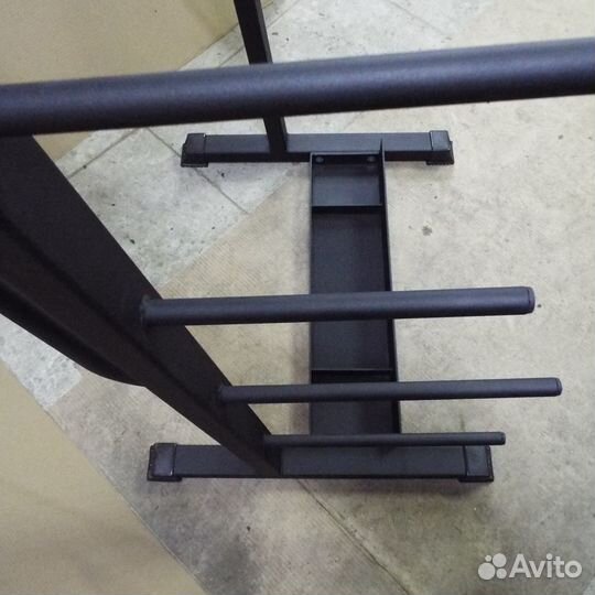 Стойка для боди пампов, d-25мм на 14 компл. AV618