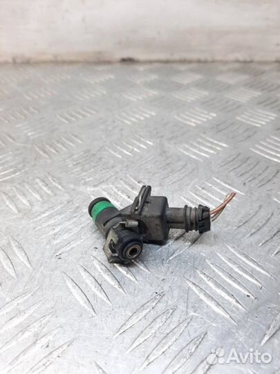 Форсунка Renault Megane кабриолет 2.0 F4R770 2006