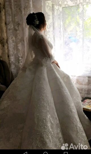 Свадебное платье