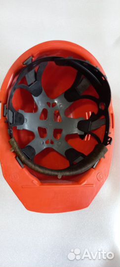 Каска защитная строительная